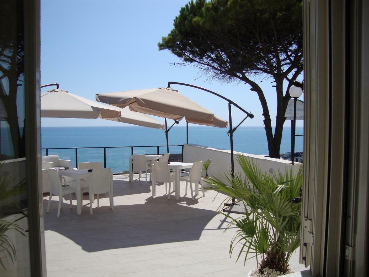 La Scogliera Turca Hotel Реалмонте Екстериор снимка