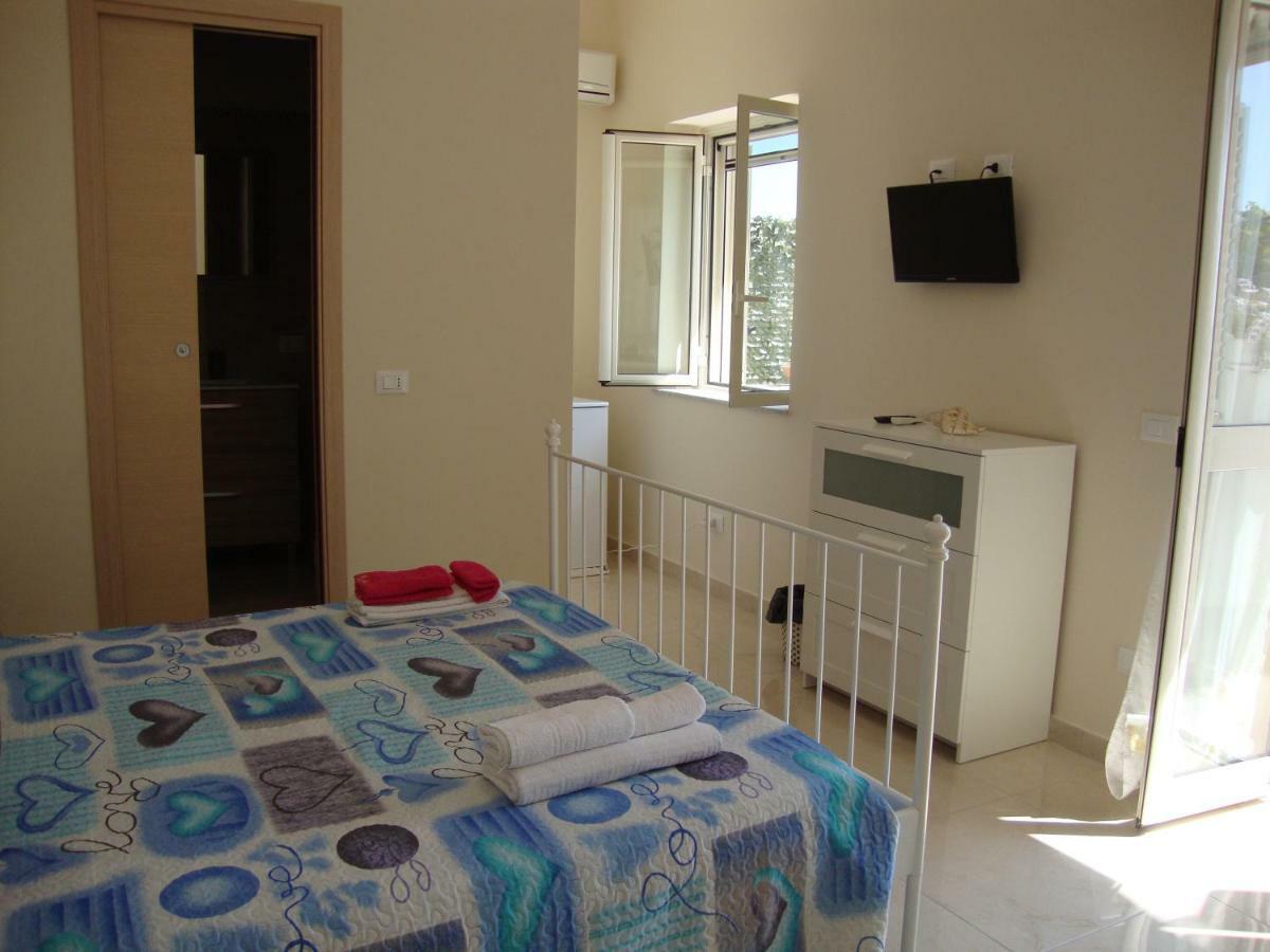 La Scogliera Turca Hotel Реалмонте Екстериор снимка